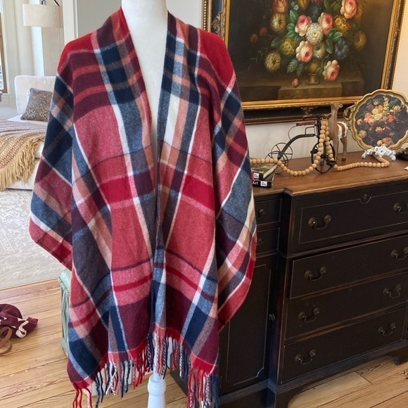 Woolrich Sweaters - Woolrich Navy, Red, White Plaid Flannel Fringe Poncho Wrap - One Size